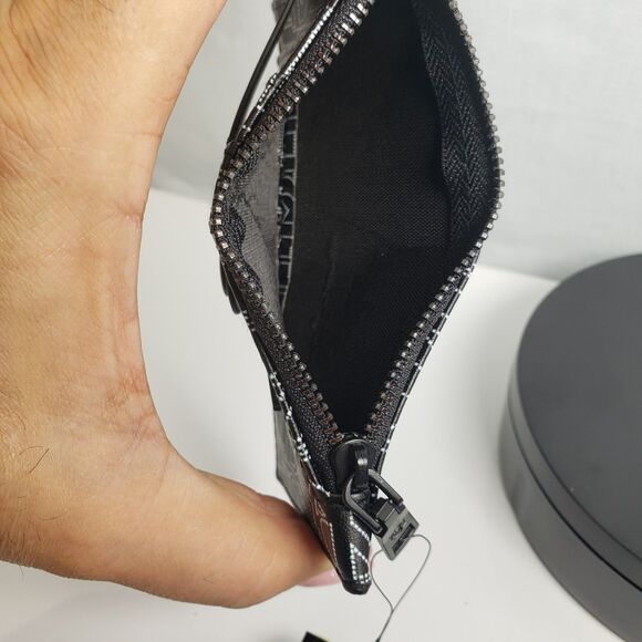 Badgley Mischka Black Credit Card Holder With Tab Vegan Leather Unisex - Picture 12 of 15